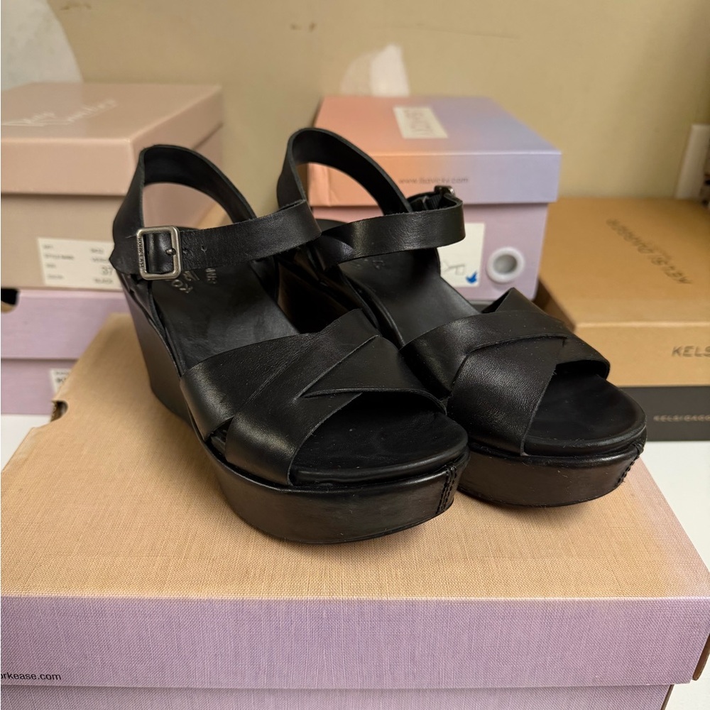 Kork-Ease Ava 2.0 Black Women's Wedge Sandals Sz 8